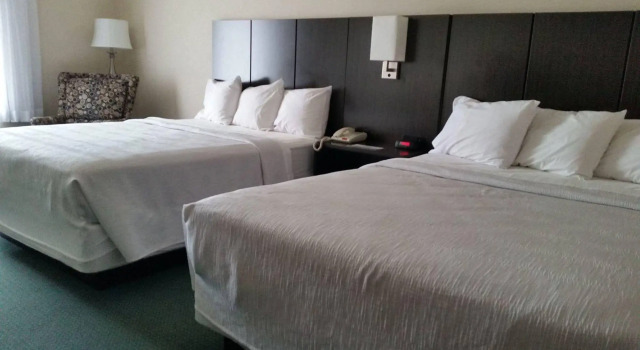 Gold Vault Inn, Rezerwuj Hotel Hotele w Kentucky z parkingiem, Parking
