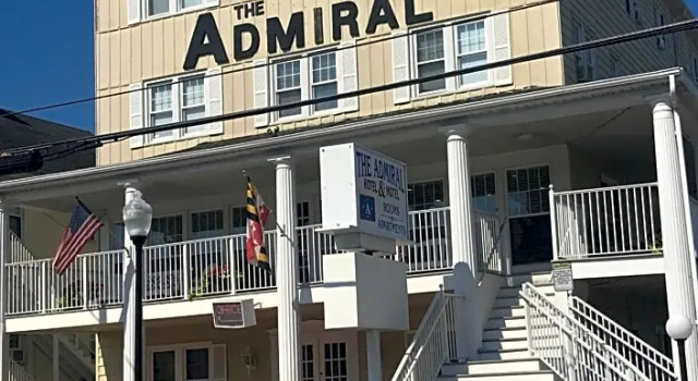 Номер Standard The Admiral Hotel/Motel