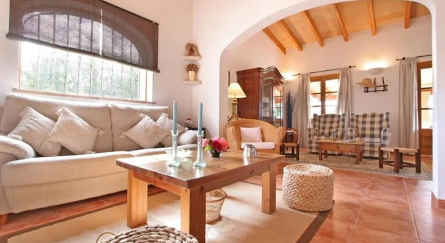 Villa - 3 Bedrooms with Pool, WiFi and Sea views - 103127, Rezerwuj Willa Hotele w Majorka z parkingiem, Parking