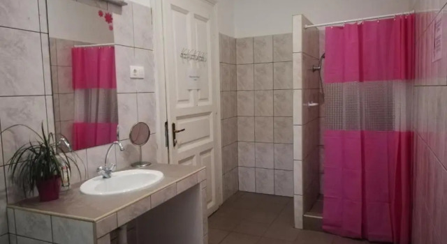 Кровать в общем номере Budapest Party Hostel at Udvarom