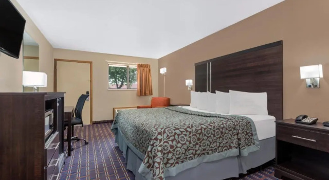 Люкс Days Inn by Wyndham Maumee/Toledo