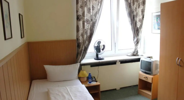 Одноместный номер Standard Hotel-Pension Rheingold am Kurfürstendamm