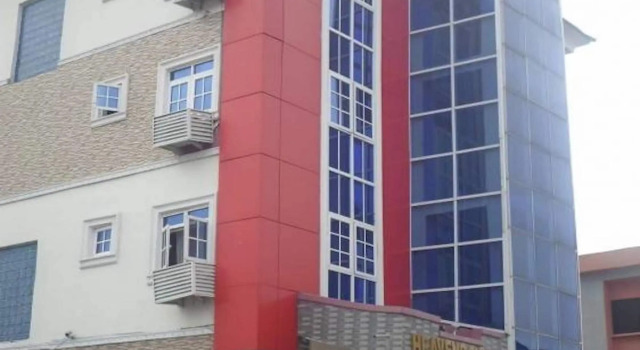 De Heavens Royale Hotel & Towers
