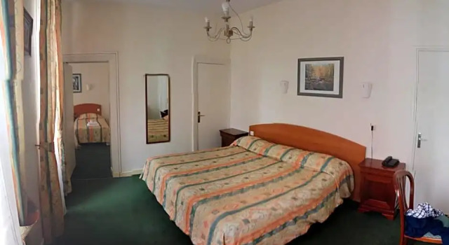 Семейный номер Standard Hôtel Riquet