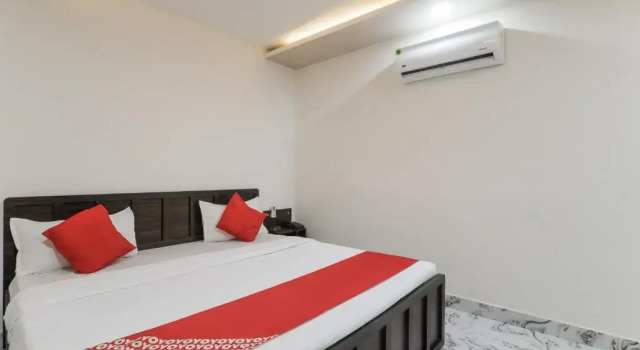 Hotel Aastha By OYO Rooms