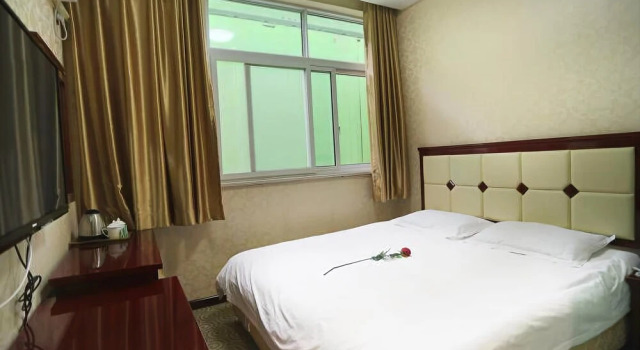 Yubo Hotel Zhongzhou Road, Rezerwuj Hotel Hotele w Luoyang z parkingiem, Parking