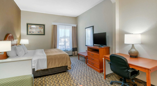 Двухместный люкс Quality Inn & Suites Jefferson City