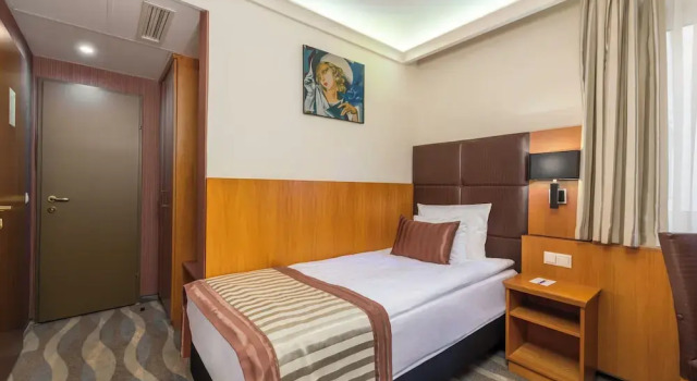 Номер Economy Carlton Hotel Buda Castle