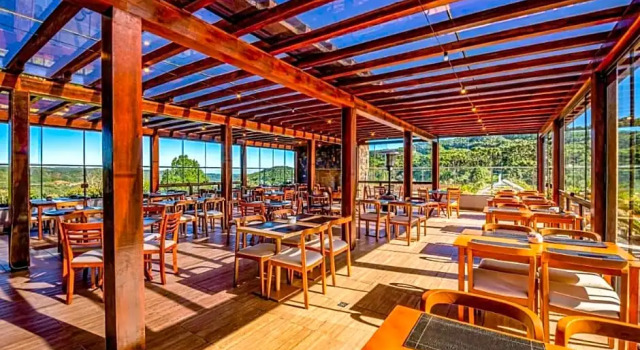 Golden Gramado Resort Laghetto, Забронировать Курортный отель Грамаду Serra Nevada, рядом с Gramado Porch