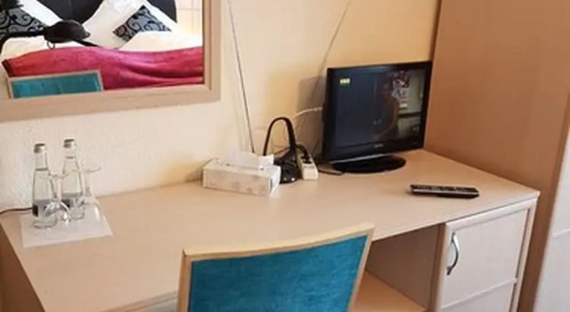 Трёхместный номер Standard Legend Hotel