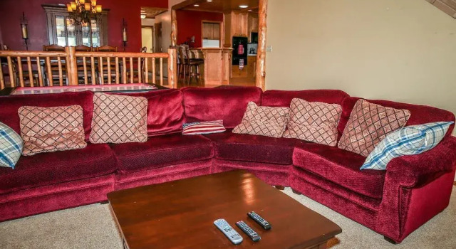 Edgehill Escape - 3 Br home by RedAwning