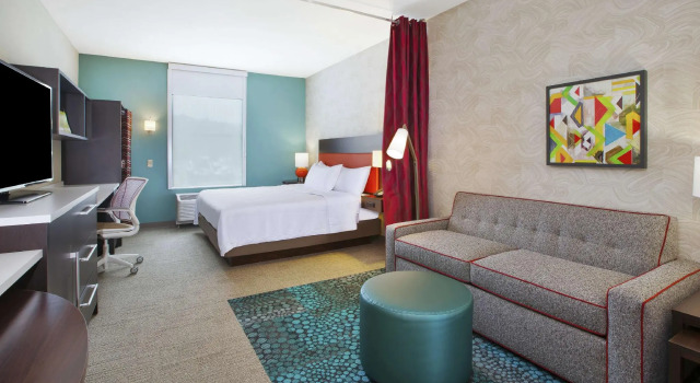 Двухместный люкс Home2 Suites By Hilton Holland