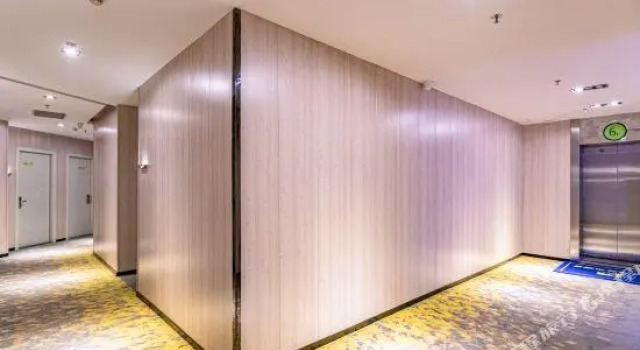 Gardenia Fashion Hotel (Shenzhen Fanshen Metro Station), Rezerwuj Hotel Hotele w Shenzhen z parkingiem, Parking