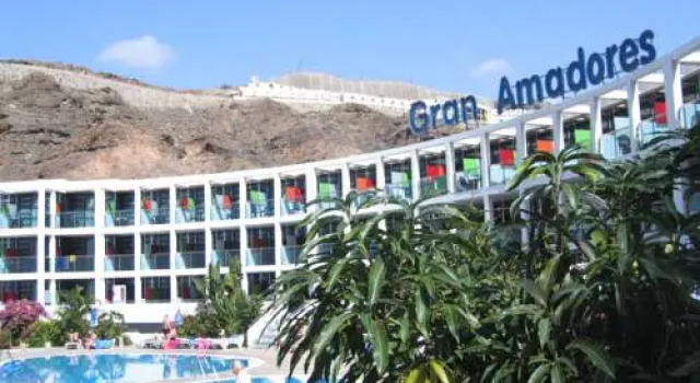 Апартаменты с видом на бассейн Gran Amadores