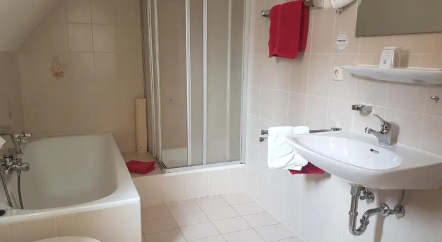 Одноместный номер Standard с балконом Kurhotel Roswitha