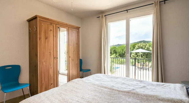 Wine Country Family Villa, Đặt Biệt thự Nhà tranh ở Hérault, Nhà tranh