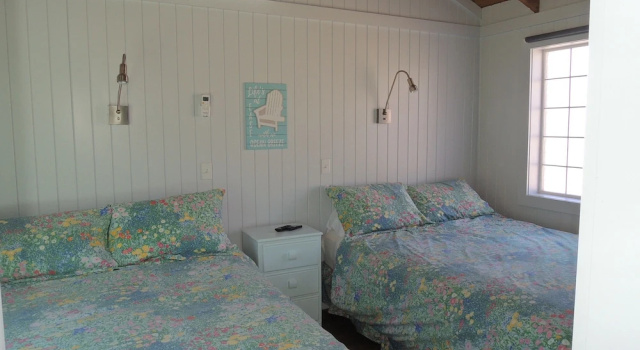 Shorelands Guest Resort and Cottages, Varaa Matkakoti Hotellit New England uima-altaalla, Uima-allas
