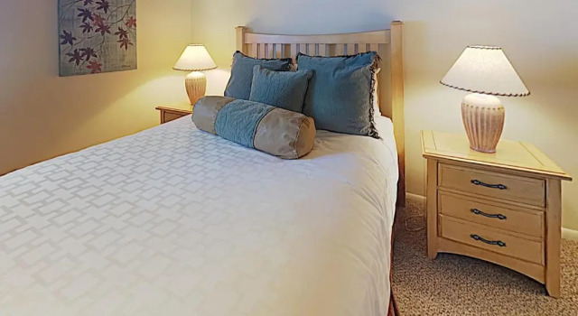Timberline Condominiums 3 Bedroom Deluxe Unit D2E, Забронировать Дом для отпуска Сноумасс-Виллидж Горнолыжный курорт Аспен-Сноумас, рядом с Sheer Bliss