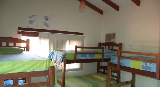 Lilis Hostel, Забронировать Хостел Недорогие отели Санта-Крус-де-ла-Сьерры, недорого