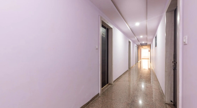 OYO 45905 Prince Palace, Забронировать Отель Отели штата Махараштры 3 звезды, 3*