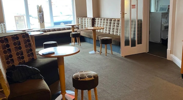 The Avari Beach Hotel, Rezervasyon Otel Merseyside ucuz oteller