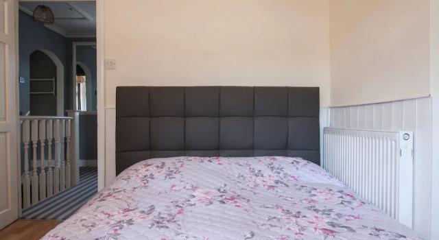 Spacious 3-br House W/conservatory in Greenwich, Забронировать Дом для отпуска Виллы Большого Лондона, Вилла