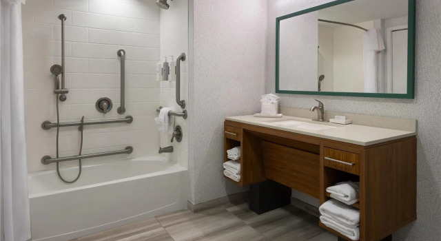 Люкс Home2 Suites Dover