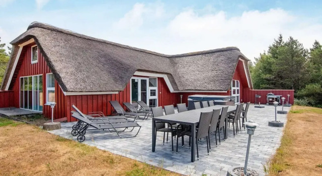 Коттедж 12 Person Holiday Home in Romo