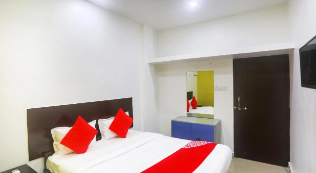 OYO 64985 Raipur Inn, Забронировать Отель Отели штата Махараштры 3 звезды, 3*