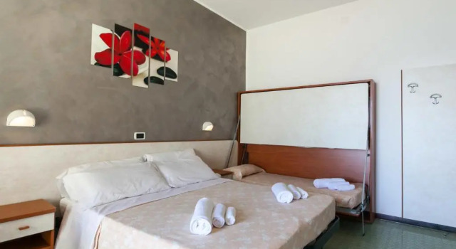 Семейный номер Standard с видом на море Hotel Sandra