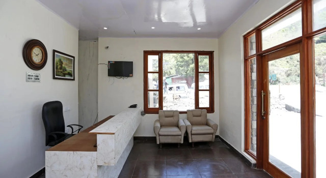 OYO 9329 near Kempty Falls, Rezervovat Hotel Mussoorie Uttarakhand