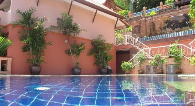 Baan Kongdee Sunset Resort Kata, Забронировать Курортный отель Отели Карон Бича с бассейном, Бассейн