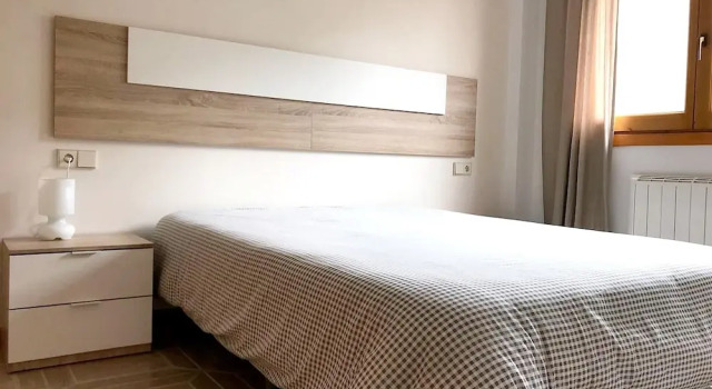 Apartment With one Bedroom in Canillo, With Wonderful Mountain View, B, Забронировать Апартаменты/квартира Отели Грандвалира с парковкой, Парковка