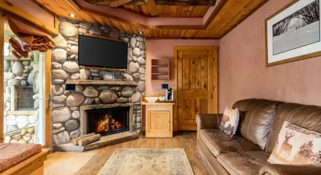 Люкс Rainbow Ranch Lodge
