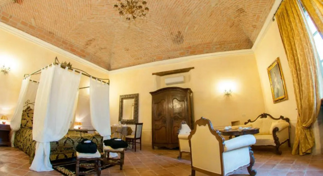 Люкс Hotel La Tavola Rotonda
