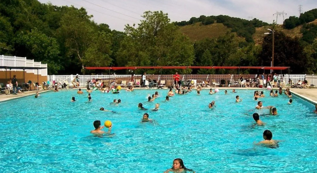 Morgan Hill RV Resort - Campsite, Забронировать Кемпинг Морган-Хилл Область залива Сан-Франциско