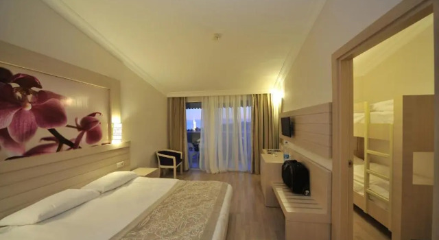 Standard Família quarto varanda Corolla Hotel