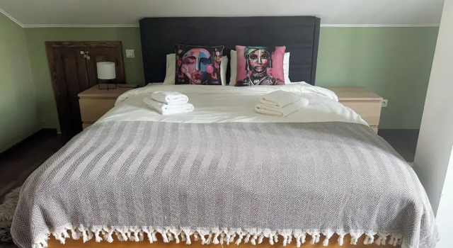 Kesletz House, Book Bed and Breakfast Sibiu 