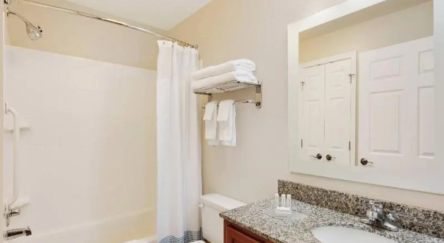 Двухместный люкс TownePlace Suites by Marriott Bentonville Rogers