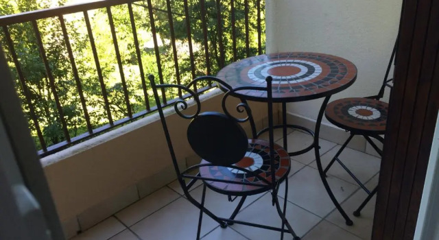 Апартаменты T2 gîte de Laurette avec garage et parking privés