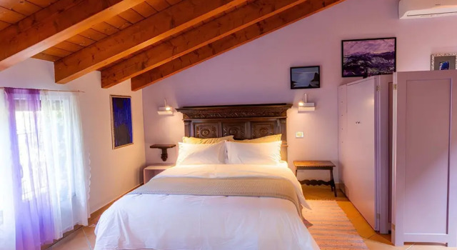 Студия Luxury Il Laghello Wood House