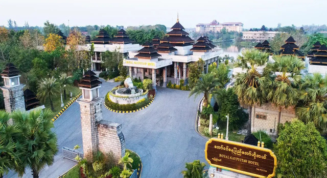 Люкс KMA Naypyitaw Hotel
