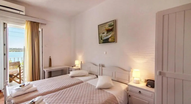 Трёхместный номер Standard с видом на море Agali bay hotel