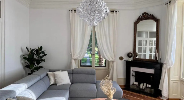 Апартаменты Montreux Luxury Suite