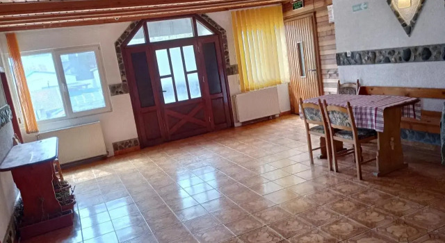 Pensiunea Irina Zarnesti, Rezervovat Hotel Hotely v Prahova Valley s parkováním, Parkování