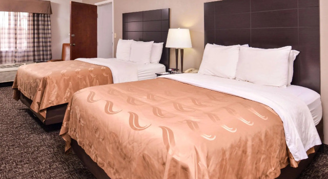 Четырёхместный номер Standard Quality Inn & Suites Beaumont