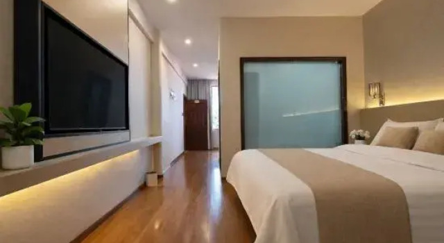 Люкс Business Jinri Business Hotel