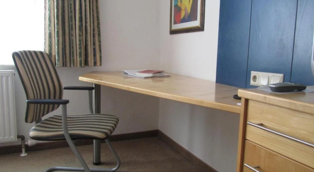Gastwirtschaft & Hotel Holzinger, Book Hotel Hotels in Vienna surrounding with Parking, Parking