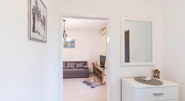 Awesome Apartment in Trogir With 1 Bedrooms and Wifi