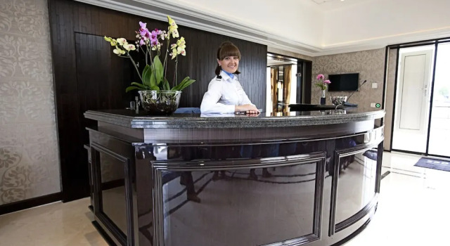 Select MS Charles Dickens - Cologne, Book Hotel Köln Nordrhein-Westfalen